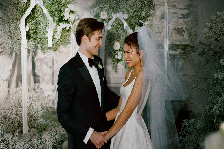 &ldquo;O Drama&rdquo; acompanha um casal que v&ecirc; o relacionamento ser abalado por um segredo revelado &agrave;s v&eacute;speras do casamento 