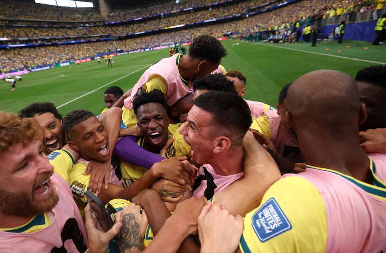 Brasil est&aacute; classificado para a pr&oacute;xima fase do mata-mata da Copa do Mundo &ndash;