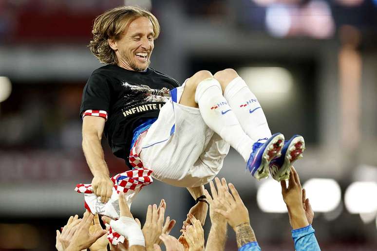 Modric alcan&ccedil;ou a marca de 200 jogos pela Cro&aacute;cia nesta Copa &ndash;