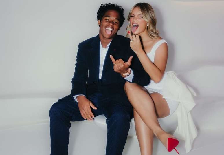 Endrick e Gabriely Miranda voltaram aos holofotes por causa do famoso contrato de relacionamento &ndash;