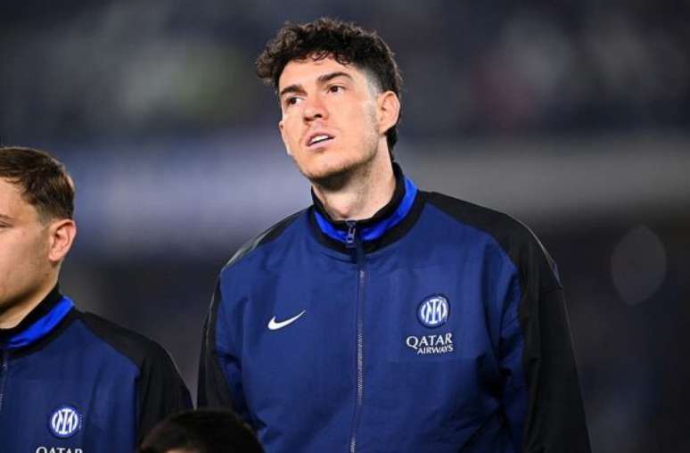 Divulga&ccedil;&atilde;o / Inter Milano FC - Legenda: Por meio de advogado, Bastoni, que tamb&eacute;m defende a sele&ccedil;&atilde;o italiana, desconhece detalhes da investiga&ccedil;&atilde;o