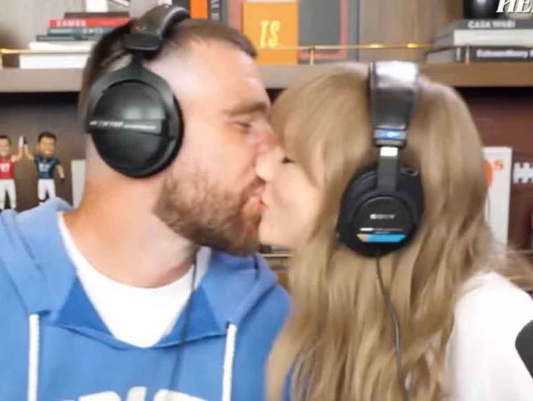 (Foto: YouTube / New Heights)