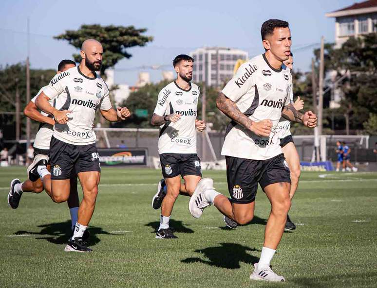 Santos se prepara para retorno da temporada ap&oacute;s Copa do Mundo &ndash;