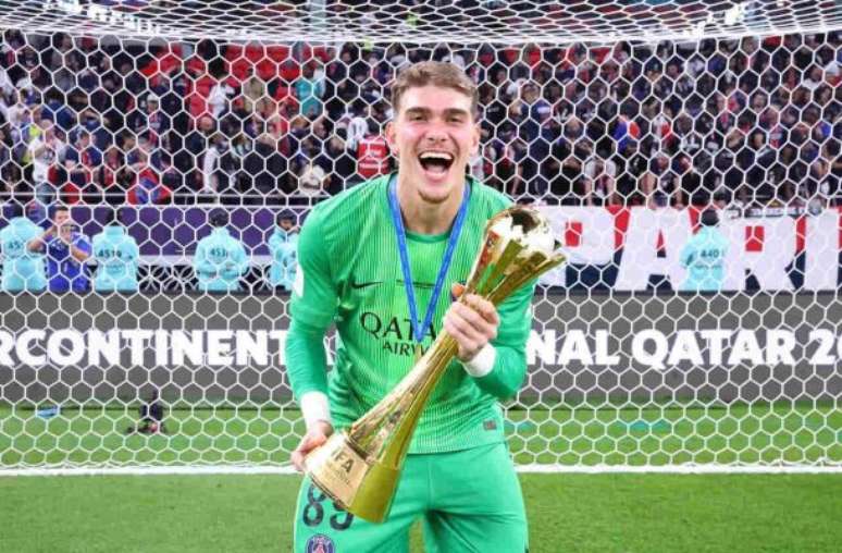 Divulga&ccedil;&atilde;o / PSG - Legenda: Marin foi campe&atilde;o mundial, europeu e franc&ecirc;s pelo PSG na temporada passada