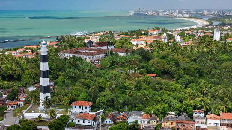 No campo da seguran&ccedil;a, o visitante deve seguir cuidados semelhantes aos de outras cidades tur&iacute;sticas brasileiras._ depositphotos.com / contato@caciomurilo.com.br