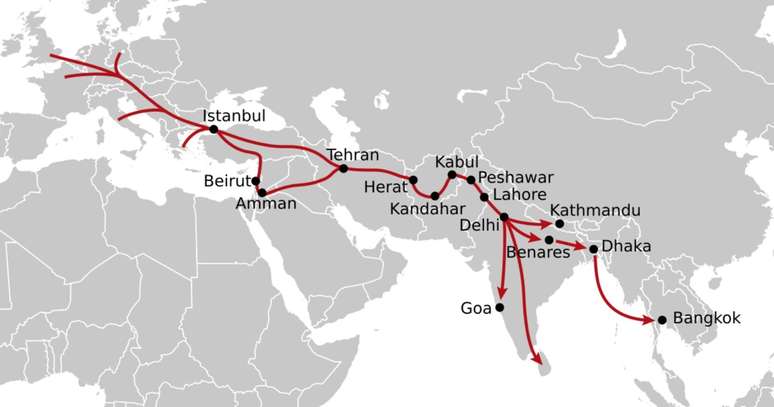 A palavra-chave central desse per&iacute;odo &eacute; Hippie Trail, express&atilde;o usada para descrever a rota informal percorrida por milhares de viajantes, sobretudo a partir da d&eacute;cada de 1960, entre a Europa e o sul da &Aacute;sia &ndash; NordNordWest/Wikimedia Commons