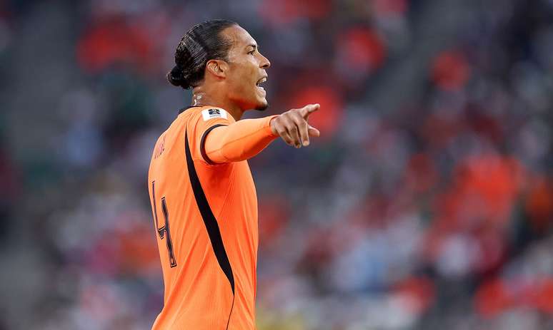 Van Dijk acabou sendo eliminado com a sele&ccedil;&atilde;o holandesa na fase 16 avos da Copa do Mundo &ndash;