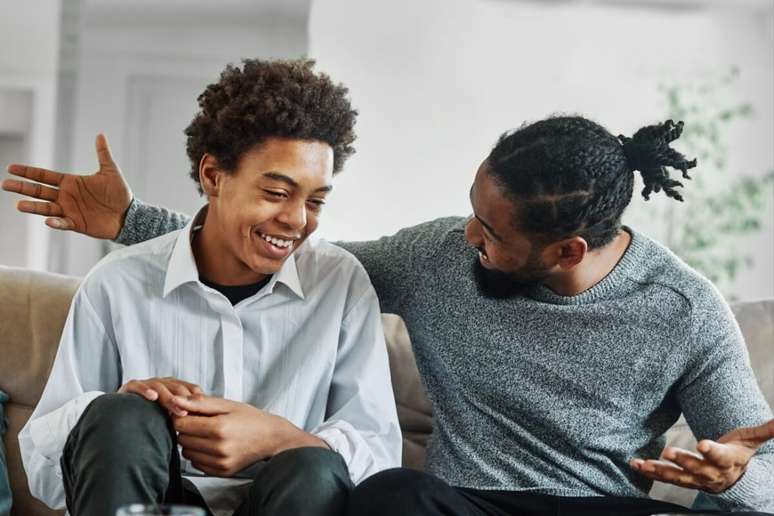 Conversas respeitosas, escuta atenta e empatia criam condi&ccedil;&otilde;es que favorecem a express&atilde;o do amor 