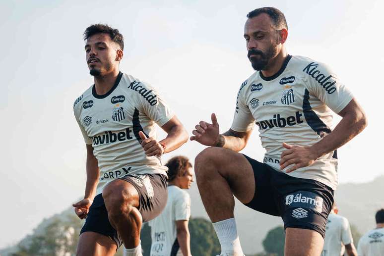 Santos inicia prepara&ccedil;&atilde;o para o amistoso &ndash;