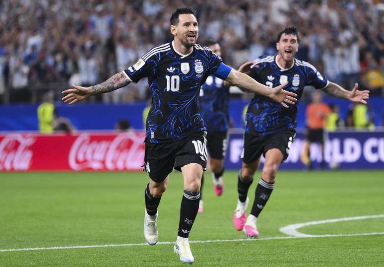 Lionel Messi comemora gol contra a Jord&acirc;nia, pela terceira rodada do Grupo J da Copa do Mundo de 2026 &ndash; 
