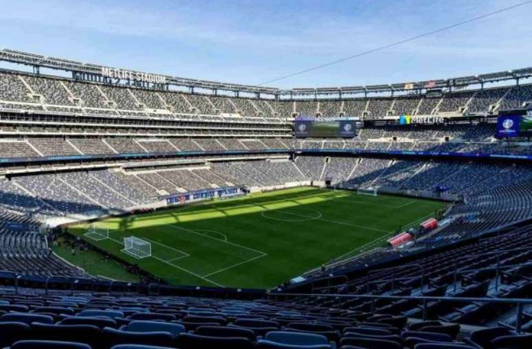 Divulga&ccedil;&atilde;o - Legenda: Term&ocirc;metros podem ultrapassar os 40&ordm;C no jogo do Brasil contra a Noruega, no domingo