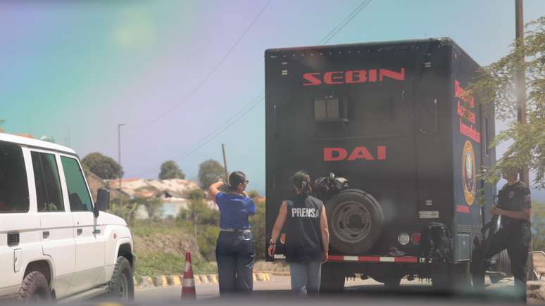 O Sebin &eacute; respons&aacute;vel pela cust&oacute;dia dos restos do hotel que recebeu os migrantes deportados do voo 164