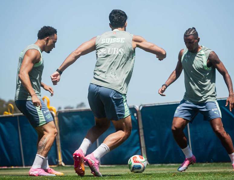 Su&iacute;&ccedil;a passou pela fase de grupos pela quarta Copa consecutiva &ndash;