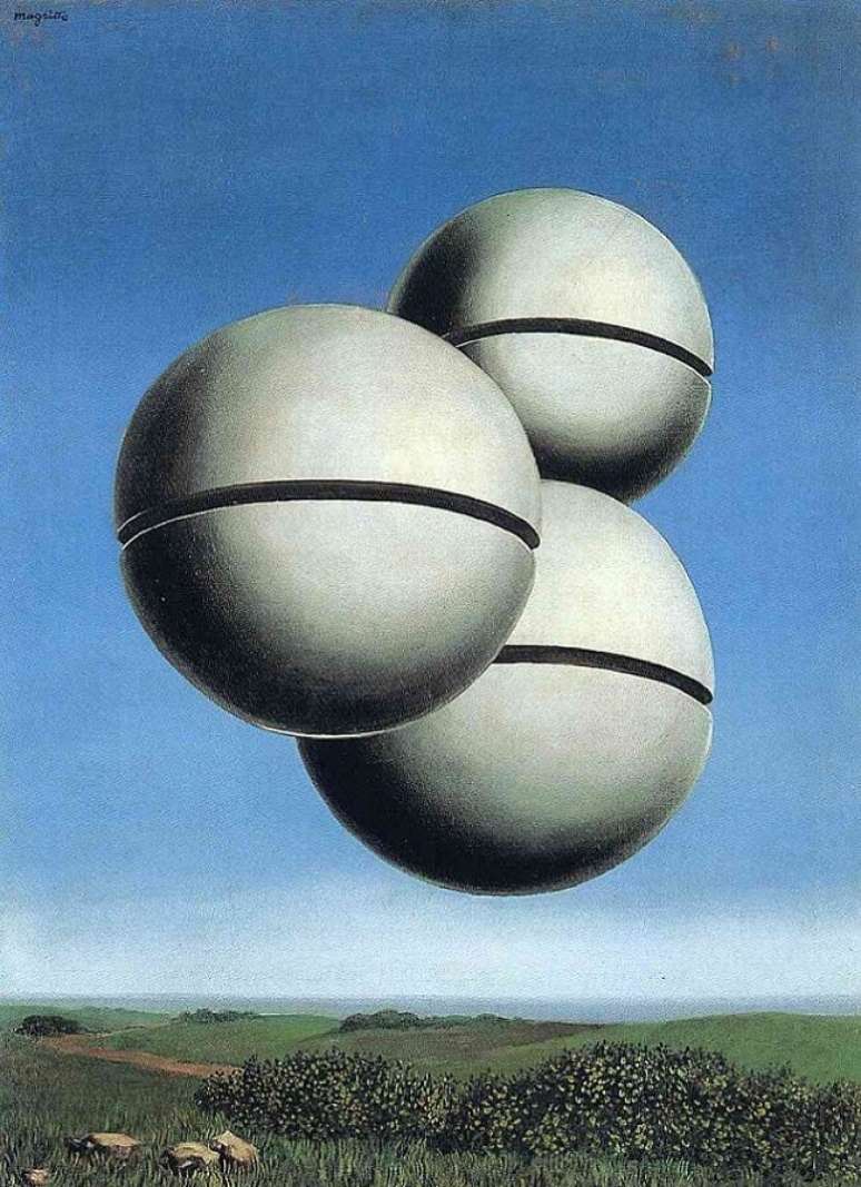 "A Voz do Espa&ccedil;o" (1931) de Ren&eacute; Magritte tamb&eacute;m inspirou o uniforme belga.