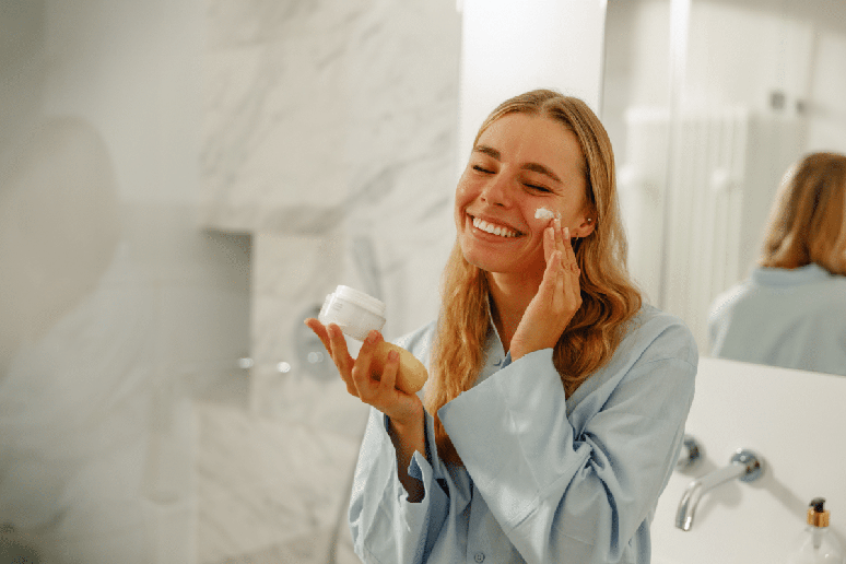 O PDRN tem deixa de ser um ativo pontual e passa a integrar rotinas completas de skincare, marcando uma nova fase no cuidado com a pele 