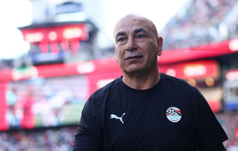Hossam Hassan &eacute; o t&eacute;cnico eg&iacute;pcio na Copa &ndash;