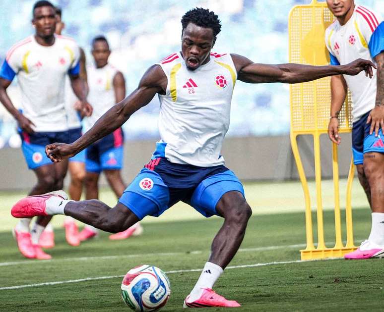 Colombianos est&atilde;o empolgados com desempenho na fase de grupos &ndash;