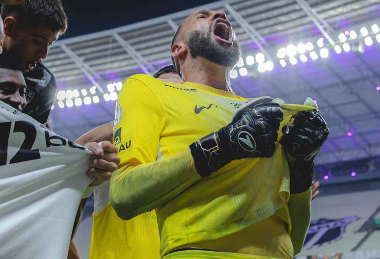 De acordo com o goleiro, o aprendizado veio desde o in&iacute;cio da carreira &ndash;