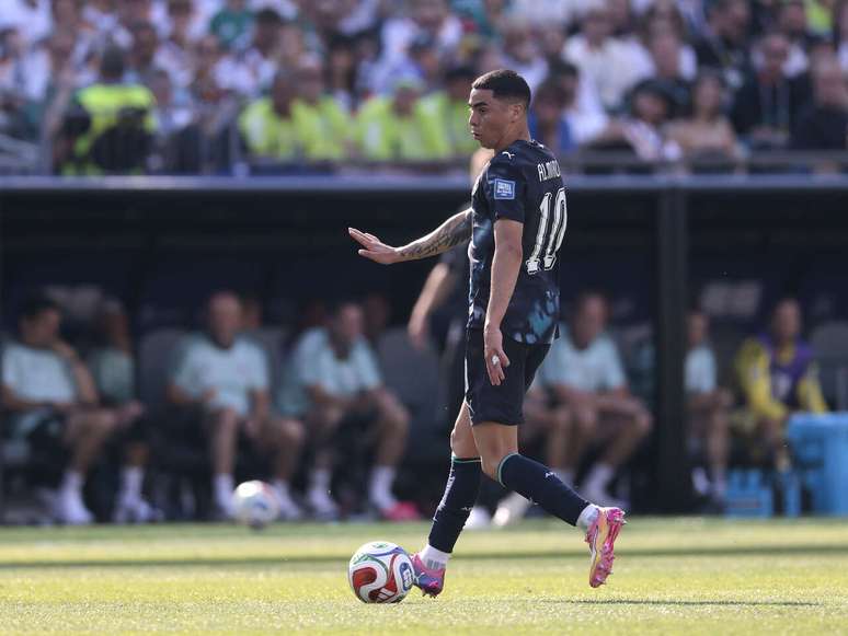 Almir&oacute;n ter&aacute; desafio contra a Fran&ccedil;a agora &ndash;