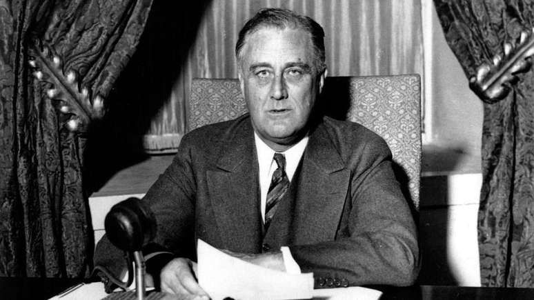 Al&eacute;m de Nixon, Franklin D. Roosevelt foi outro ex-presidente americano que tentou ampliar os poderes do Executivo, segundo o diretor do centro de estudos America First Policy Institute, Joshua Trevi&ntilde;o
