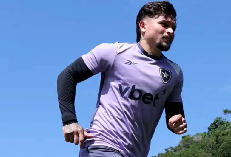 Transfer ban por Artur deixa de valer, mas Botafogo ainda tem outros cinco em an&aacute;lise &ndash;&nbsp;