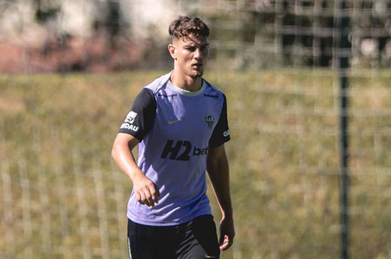 Natanael durante treino do Atl&eacute;tico-MG &ndash;