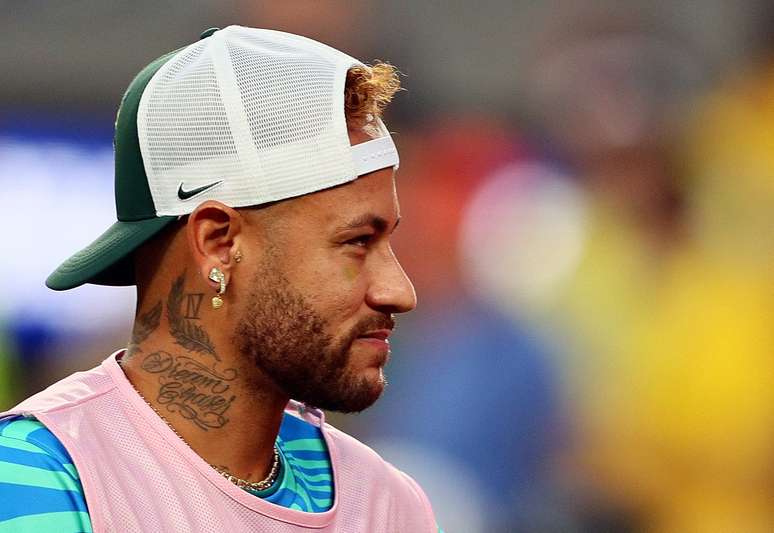 Neymar sinaliza despedida da Sele&ccedil;&atilde;o: 'Agora acabou. Comecei aqui e fechei aqui'
