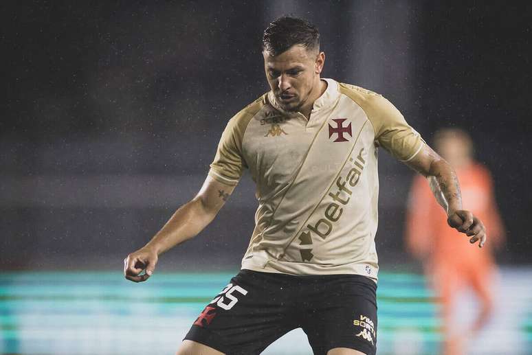 Hugo Moura &eacute; outro que deve sair do Vasco &ndash;
