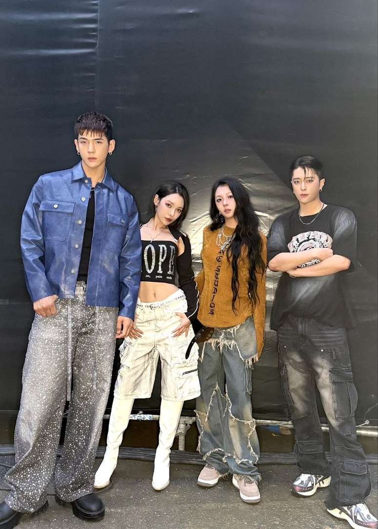 (Foto: Twitter @KARD_Official)