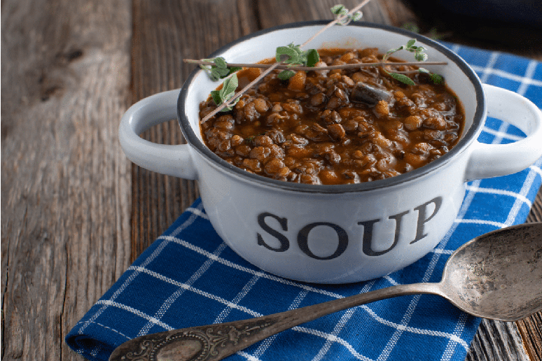 Sopa de lentilha com legumes 