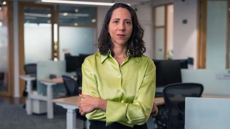 'Debate tem que avan&ccedil;ar no pr&oacute;ximo per&iacute;odo para alguma forma de taxa&ccedil;&atilde;o de riqueza', defende professora Laura Carvalho, da FEA-USP e membro do 'Conselh&atilde;o' de Lula