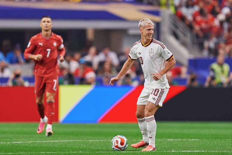 Portugal e Espanha duelam pelas oitivas de final da Copa do Mundo