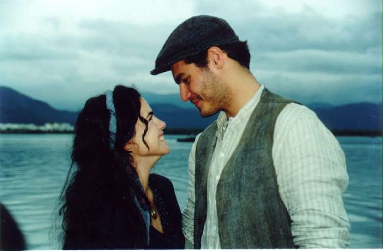 Ana Paula Ar&oacute;sio e Thiago Lacerda em cena da novela 'Terra Nostra'