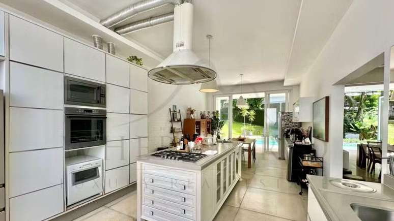 mans&atilde;o de luxo.