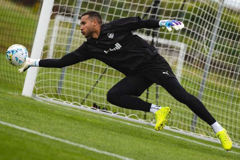 Chegaria para titular? Gabriel Batista negocia com o Botafogo &ndash;