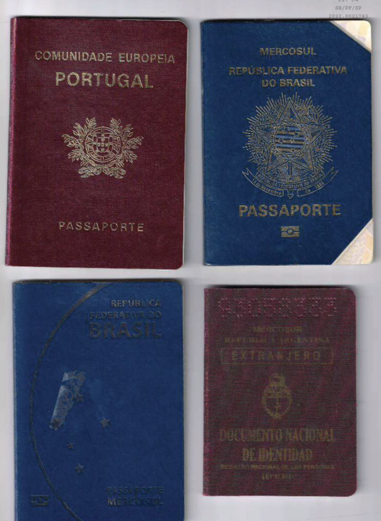 Pol&iacute;cia Federal encontrou diversos documentos incluindo passaportes com Sergey Cherkasov. Alguns deles seriam usados, segundo as investiga&ccedil;&otilde;es, no processo que ele movia para obter a cidadania portuguesa
