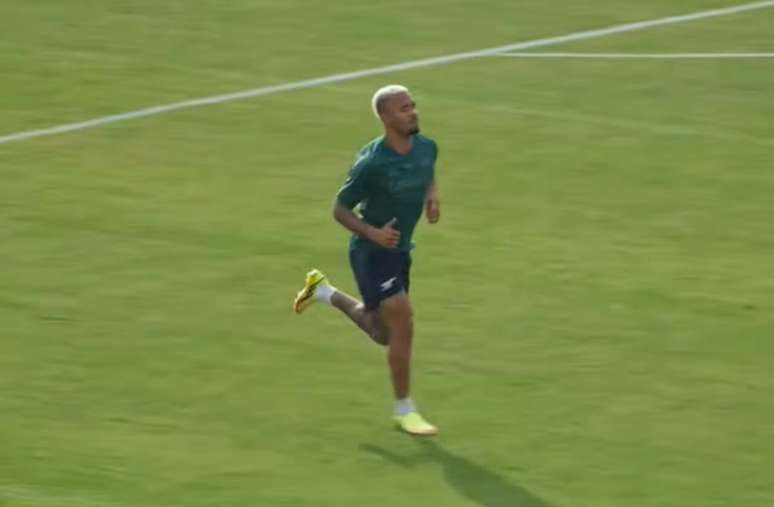 Gabriel Jesus em treinamento do Palmeiras nesta quarta-feira (8) &ndash;