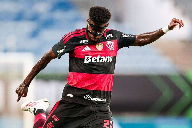 Emerson Royal atuou por 45 minutos contra o Lausanne &ndash;