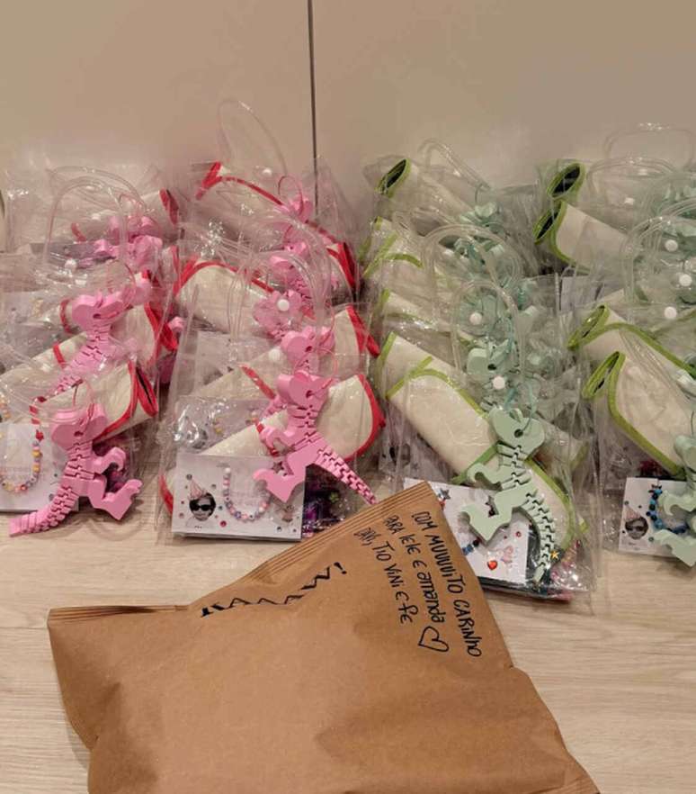 Lembrancinhas produzidas pela marca de Davi Lucca marcaram o anivers&aacute;rio de Helena &ndash;