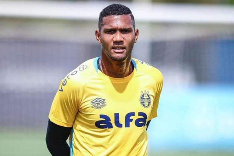 Negocia&ccedil;&atilde;o prev&ecirc; percentual ao Gr&ecirc;mio em futura venda do arqueiro &ndash;