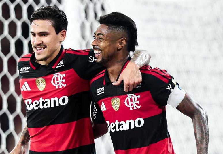 Pedro e Bruno Henrique est&atilde;o no top-3 de maiores assistentes do Fla no ano &ndash;