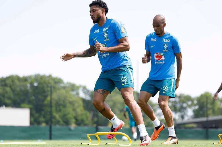 Ederson durante treinamento da Sele&ccedil;&atilde;o Brasileira &ndash;