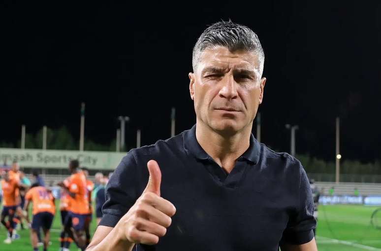 Pedro Emanuel quando comandava o Al Fayha, da Ar&aacute;bia Saudita &ndash;