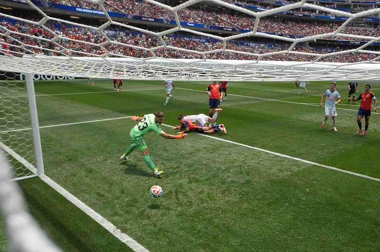 Unai Sim&oacute;n estabeleceu o recorde de 648 minutos sem levar gols em Copas &ndash;