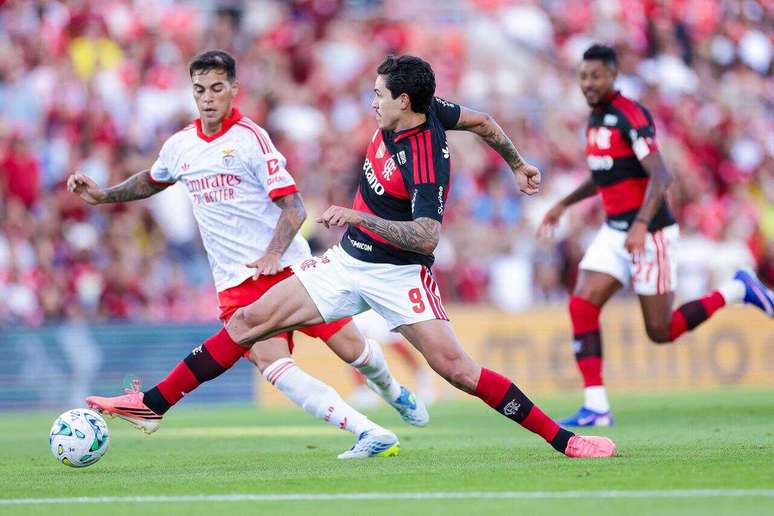 Flamengo leva a melhor contra o Benfica pelo Trof&eacute;u do Algarve&nbsp; &ndash;