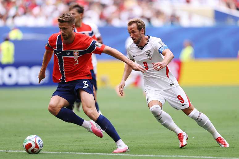Inglaterra e Noruega se enfrentaram por vaga na semifinal da Copa de 2026