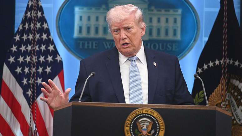 Trump convocou o povo iraniano a tomar o governo ao t&eacute;rmino da guerra