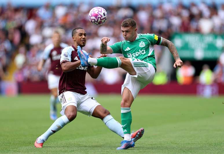 Tielemans atuou pelo Aston Villa nas &uacute;ltimas temporadas do futebol ingl&ecirc;s &ndash;