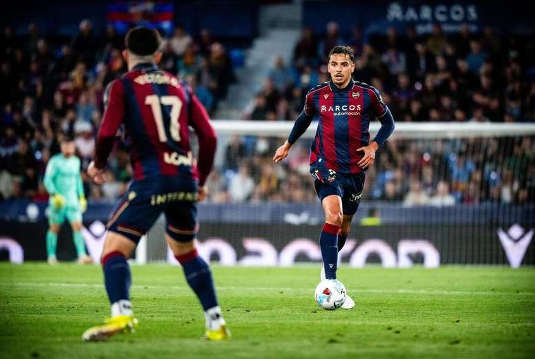 Mat&iacute;as Moreno disputou a &uacute;ltima temporada pelo Levante, da Espanha &ndash;