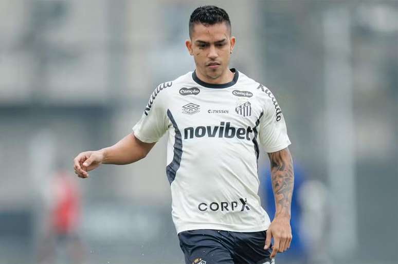 Igor Vin&iacute;cius deve estar entre os relacionados para enfrentar o Botafogo &ndash;